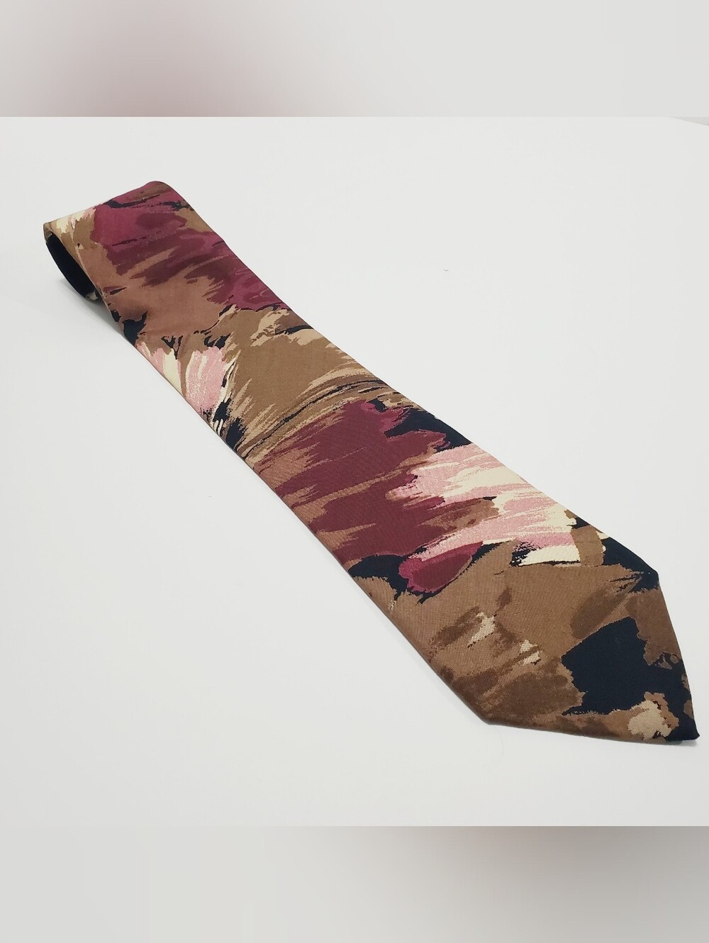 Carter & Holmes Men's Neck Tie Multicolor Abstract Pattern 56x4"